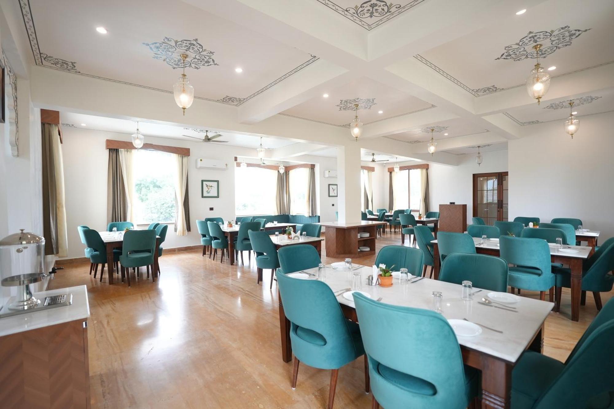 Maangarh Resorts Удайпур Экстерьер фото